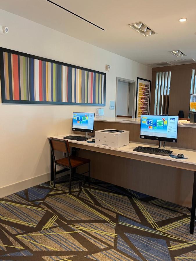 Holiday Inn Express & Suites - Ukiah By Ihg 외부 사진