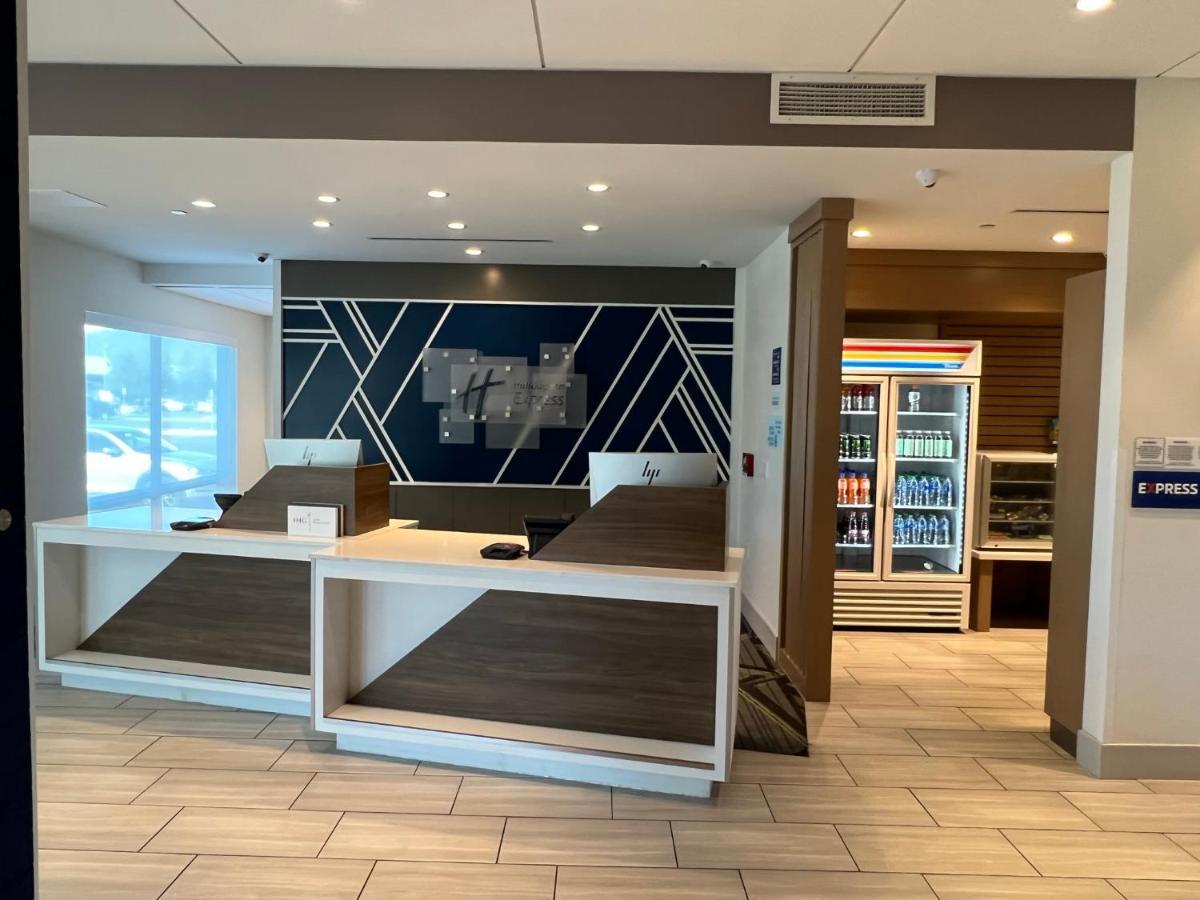 Holiday Inn Express & Suites - Ukiah By Ihg 외부 사진
