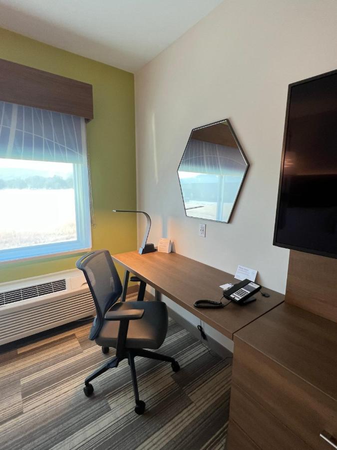 Holiday Inn Express & Suites - Ukiah By Ihg 외부 사진