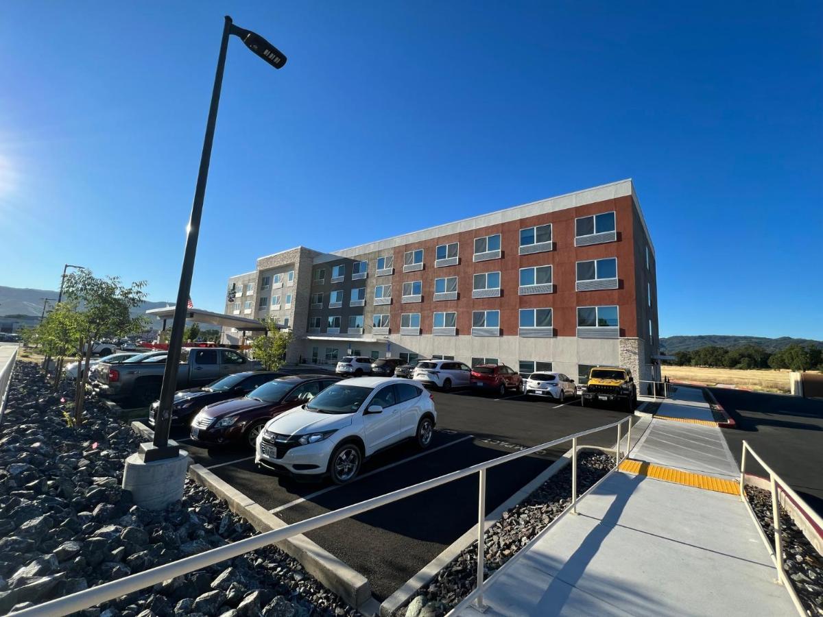 Holiday Inn Express & Suites - Ukiah By Ihg 외부 사진