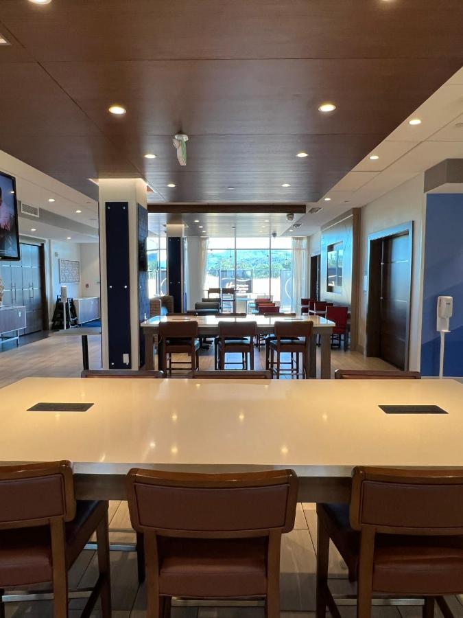 Holiday Inn Express & Suites - Ukiah By Ihg 외부 사진