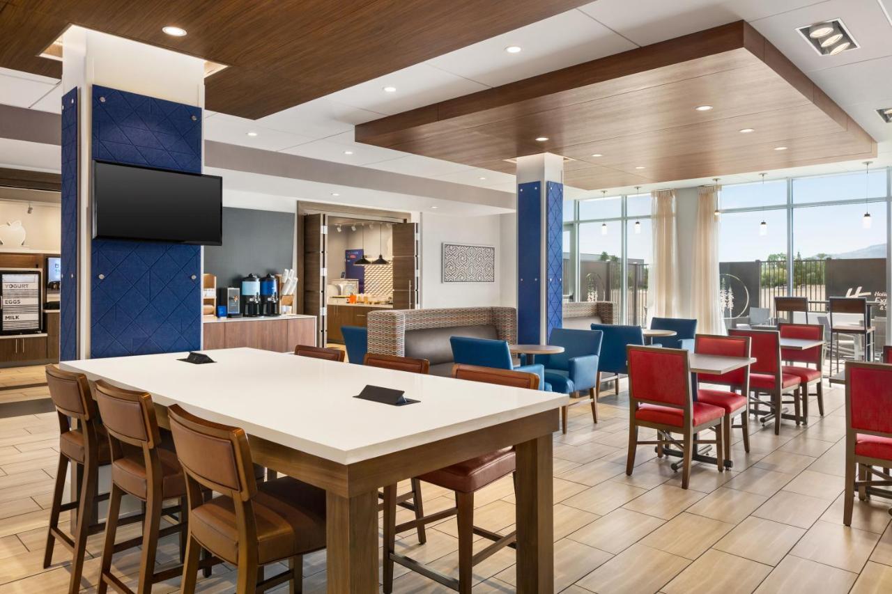 Holiday Inn Express & Suites - Ukiah By Ihg 외부 사진