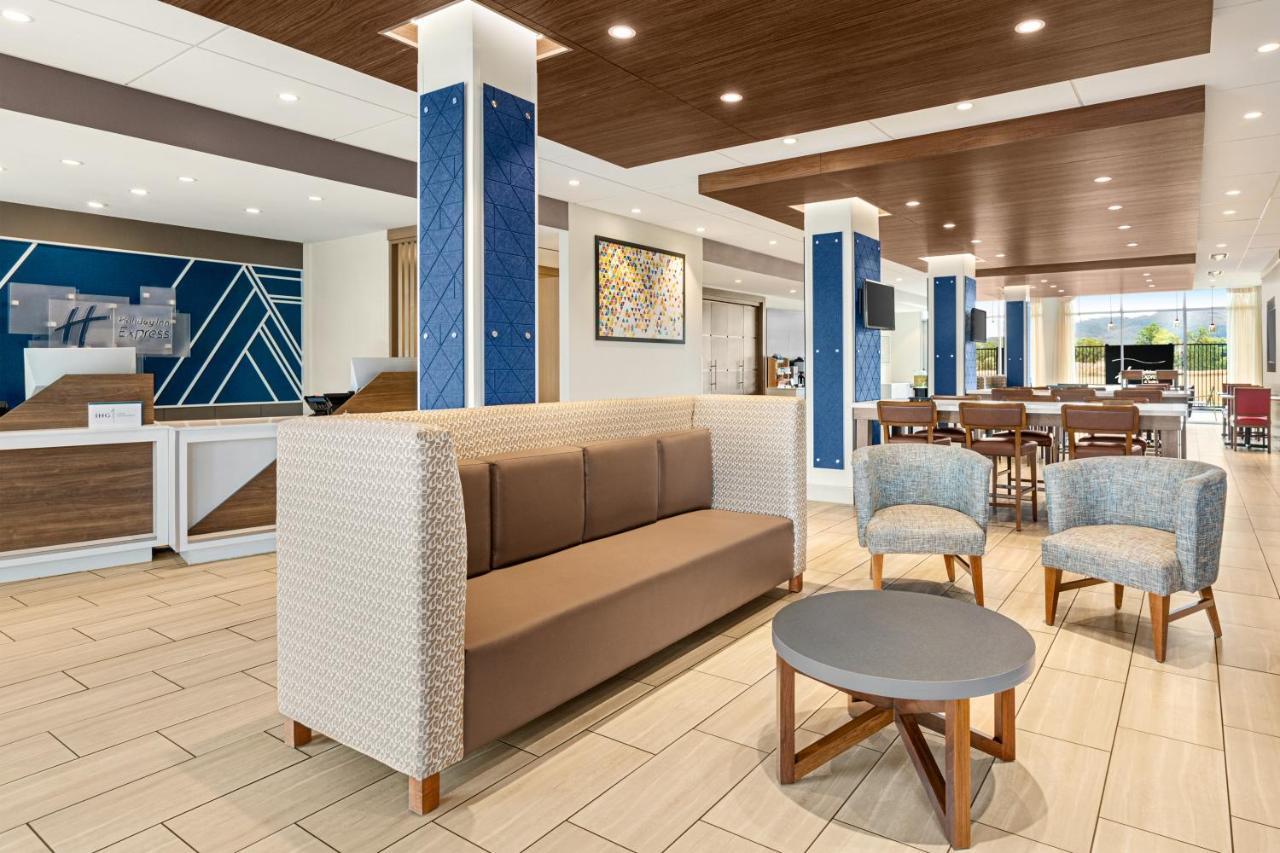 Holiday Inn Express & Suites - Ukiah By Ihg 외부 사진