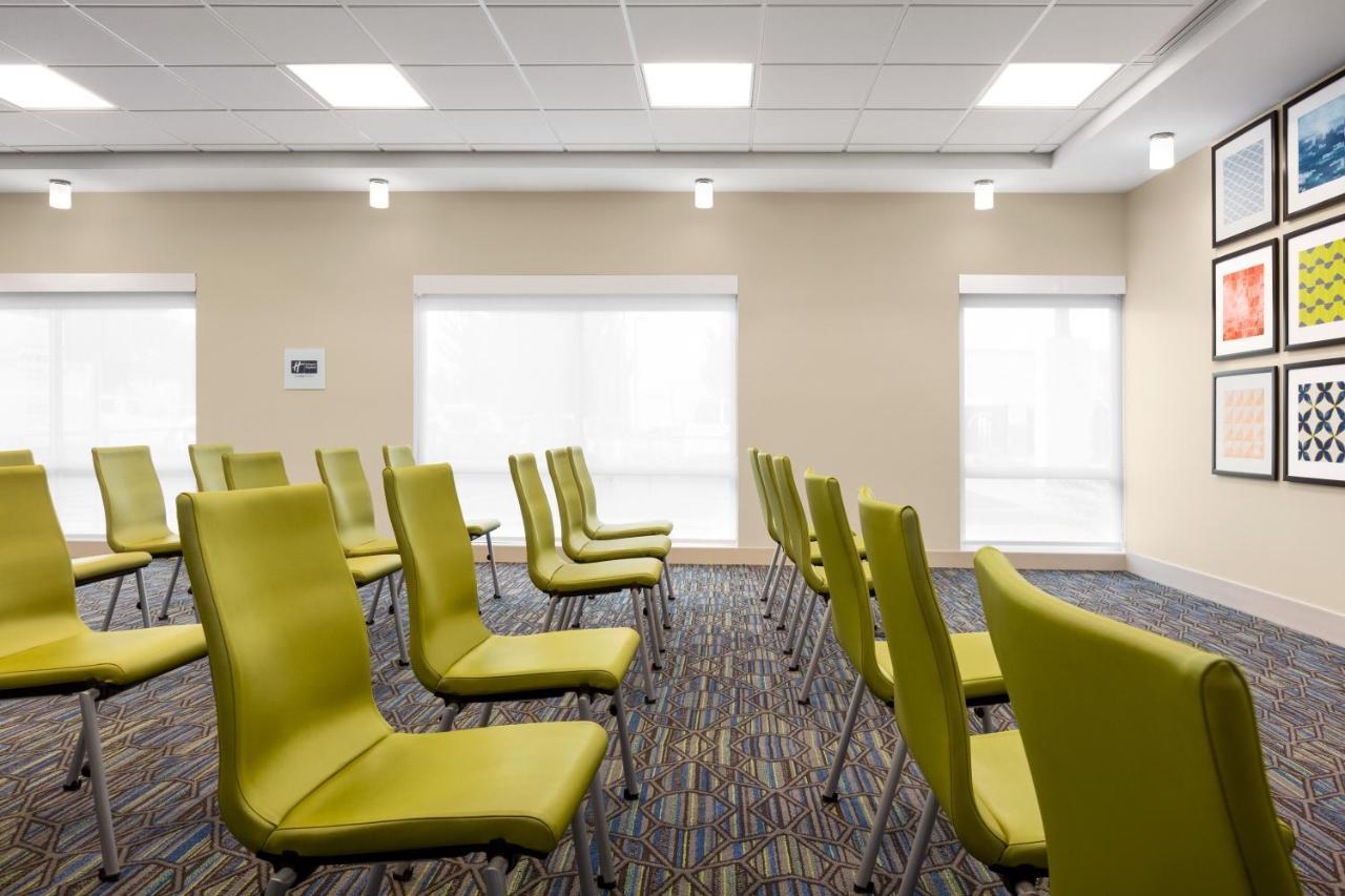 Holiday Inn Express & Suites - Ukiah By Ihg 외부 사진